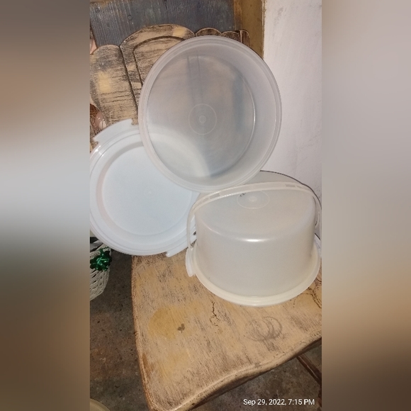 Tupperware - Picture 2 of 4